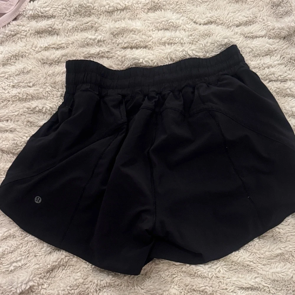 Lululemon Track That Short - Picture 2 of 2